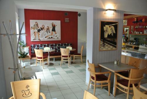 Hostal Penzion Dena
