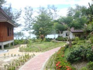 Hotel Paradise Pearl Bungalow