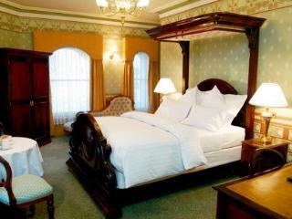Craig's Royal Hotel
