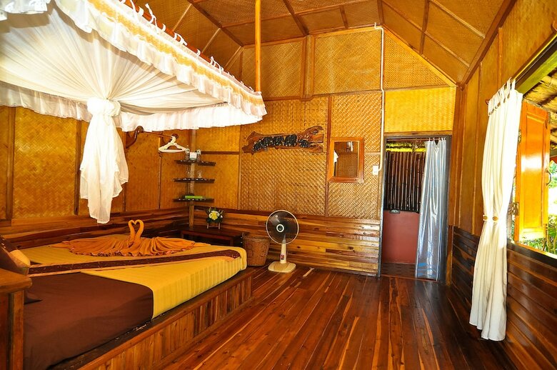 Hotel Phi Phi Relax Beach Resort