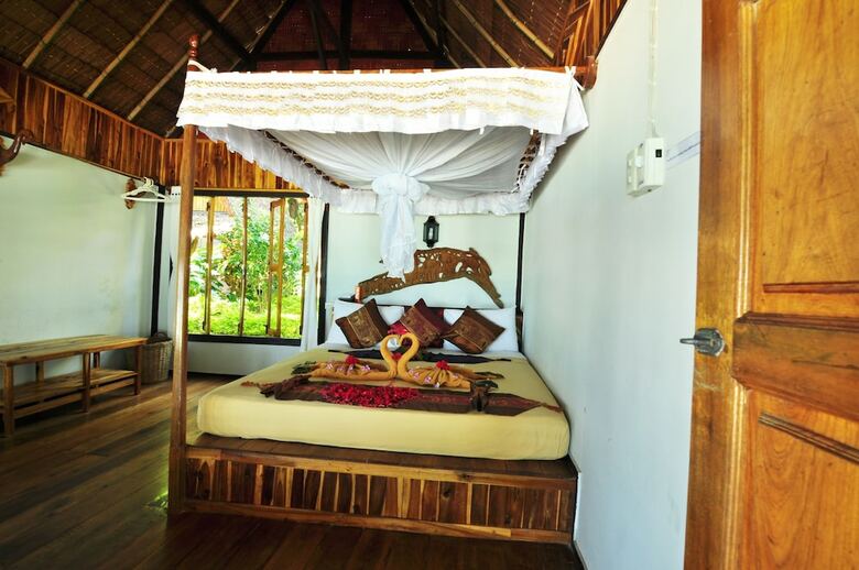 Hotel Phi Phi Relax Beach Resort