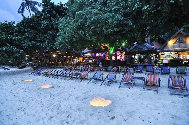 Hotel Phi Phi Relax Beach Resort