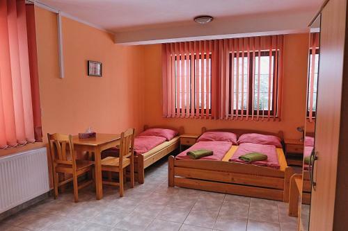 Apartamentos Penzion U Privozu