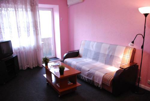 Apartment On Krasnyy Pr. 94