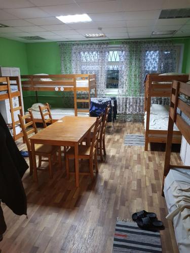 Hostel 888