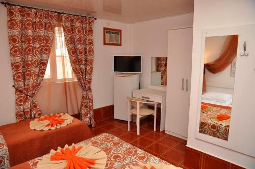 Hostal Vek Guest House