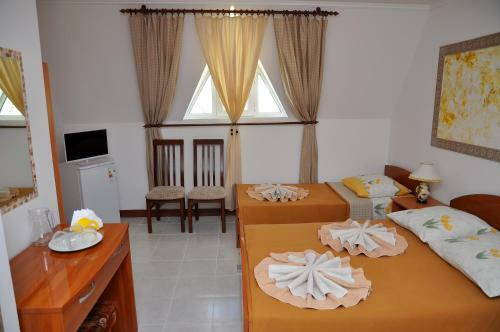 Hostal Vek Guest House