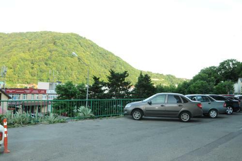 Hostal Aleksandriya Guest House