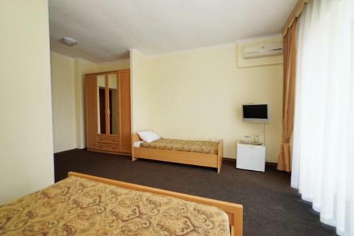 Hostal Solnechniy Guest House