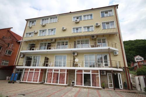 Hostal Solnechniy Guest House