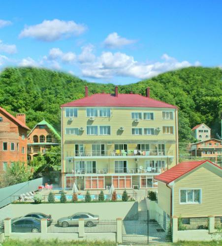 Hostal Solnechniy Guest House