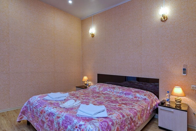 Hostal Kavkaz Hotel