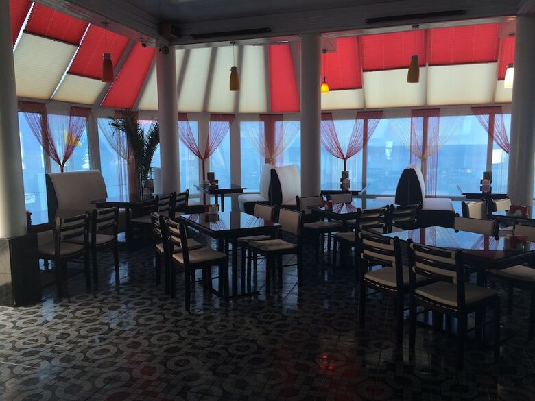 Hostal Kavkaz Hotel