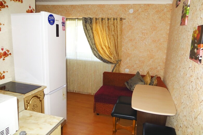 Hostal Kavkaz Hotel