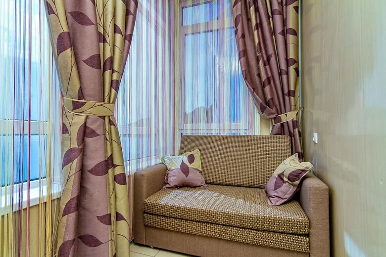 Hostal Kavkaz Hotel