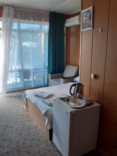 Hostal Guest House Iris