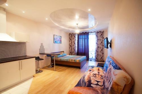 Apartment In The Center On Maslennikova 72