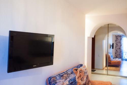 Apartment In The Center On Maslennikova 72