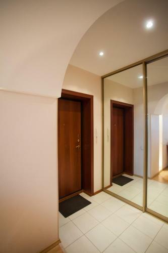 Apartment In The Center On Maslennikova 72
