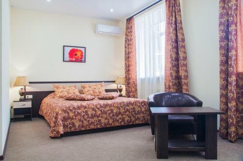 Fiesta Hotel