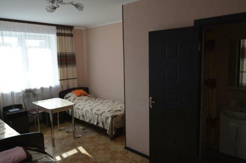 Posada Guesthouse On Stepana Razina 80