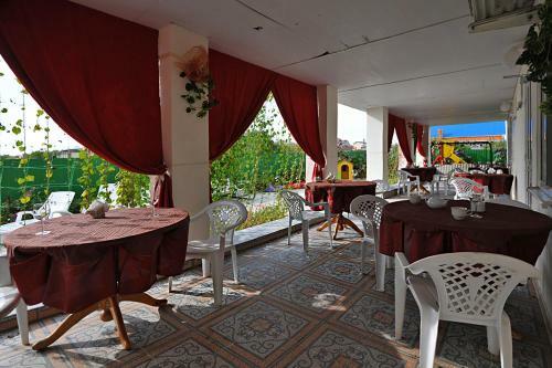 Hostal Pansion Paradise