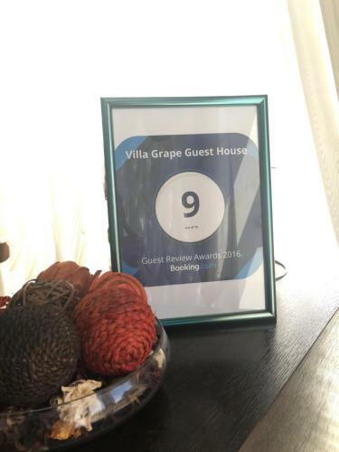 Hostal Villa Grape Guest House