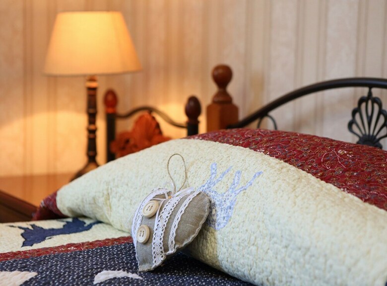 Hostal Nikolin Park Guest House