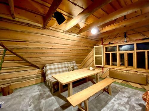 Hostal Holiday Home U Lyzhnika
