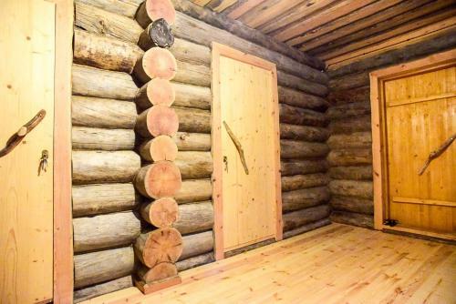 Hostal Holiday Home U Lyzhnika