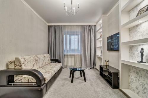 Apartment -on Suvorova 161