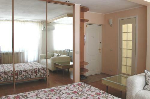 Vanilla Apartment