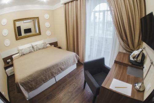 Alekses Hotel