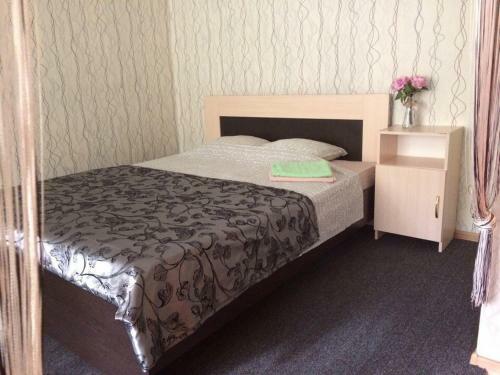 1-room Apartment Near Kristal
