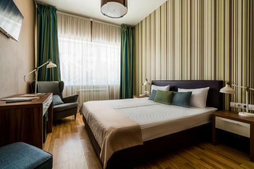 Frigate Hotel