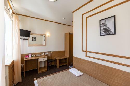 Prionezhsky Club Hotel