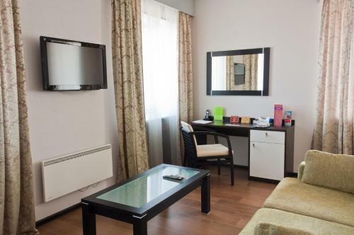 Prionezhsky Club Hotel