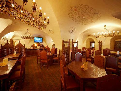 Hotel Dvor Podznoeva - Business Building