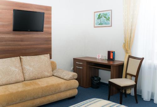 Hotel 903