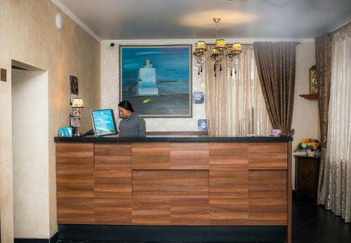 Hotel 903