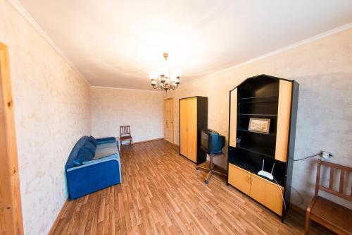 Apartment On Metallistov 3