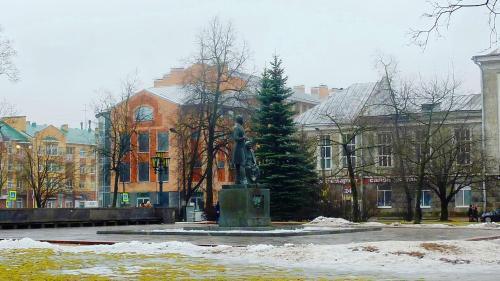Apartment On Metallistov 3
