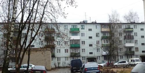 Apartment On Metallistov 3