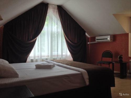 Hostal Holiday House On Kryanego