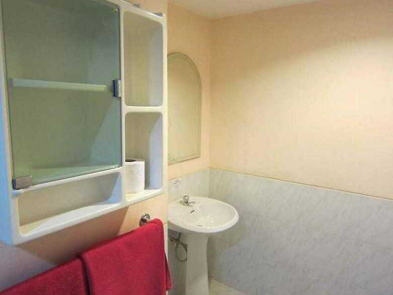 Hotel Robin's Nest Guesthouse