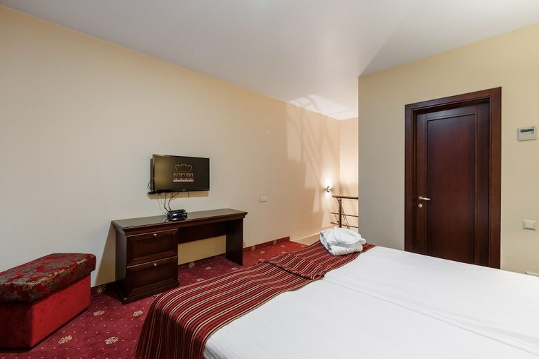 Club Hotel Corona