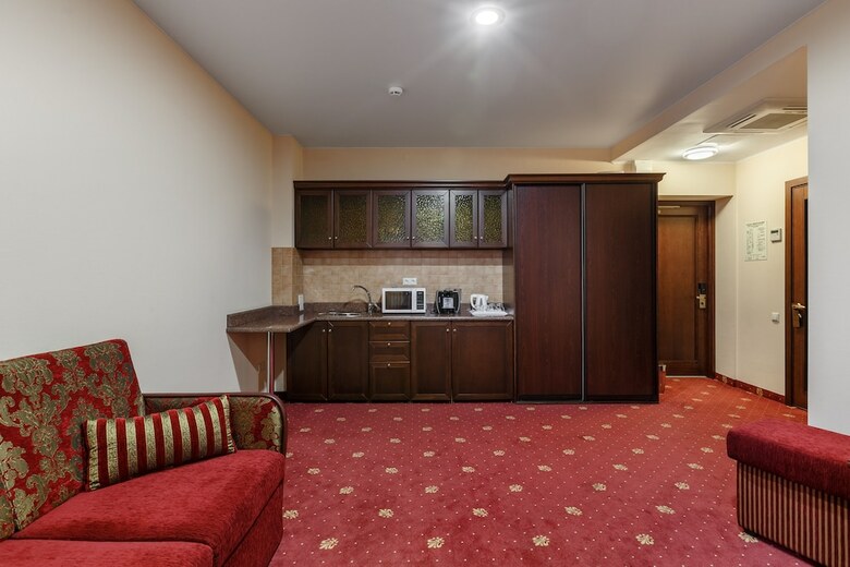 Club Hotel Corona
