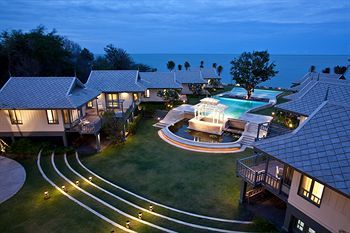 Hotel Devasom Huahin Resort