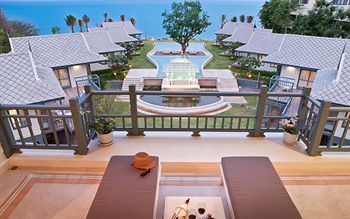 Hotel Devasom Huahin Resort
