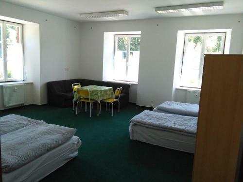 Apartamento Pension Na Hranici